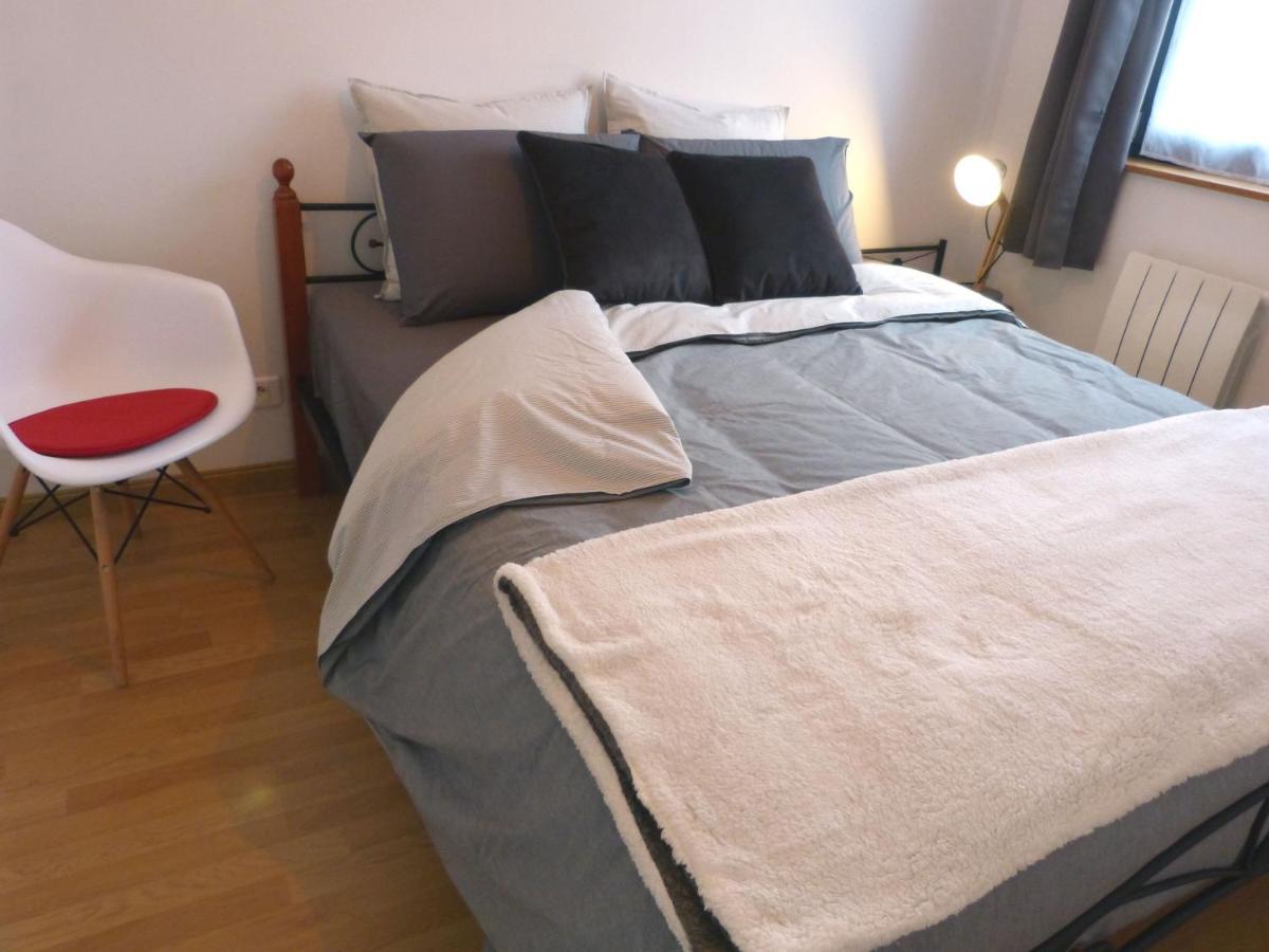 Le 99B Modern Apartment Queen Size Bed Connected Tv Hallennes-lez-Haubourdin エクステリア 写真